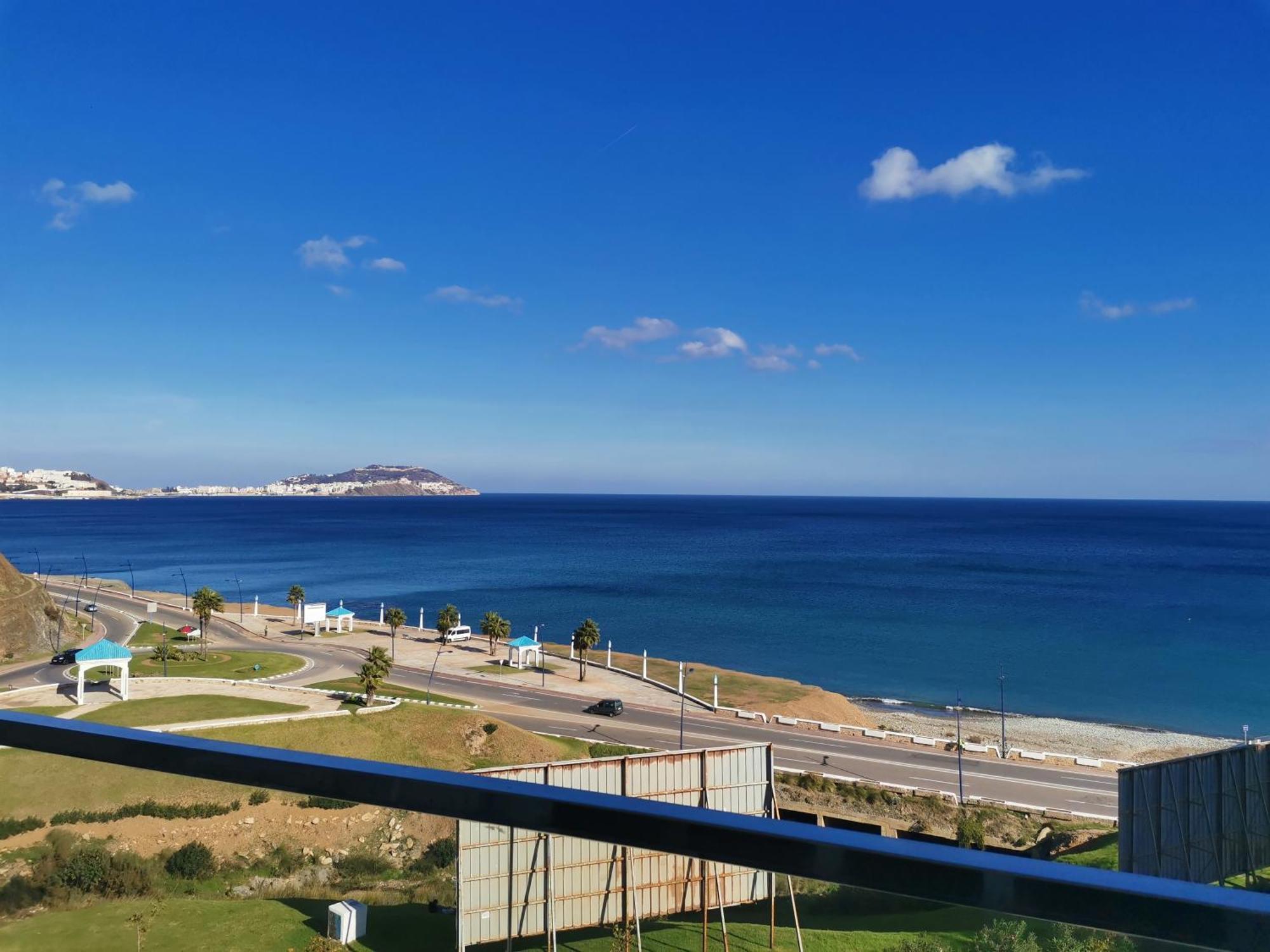 Appartf3 Vue Panoramique Sur Mer Residence Vista Del Mar Fnideq Exterior foto